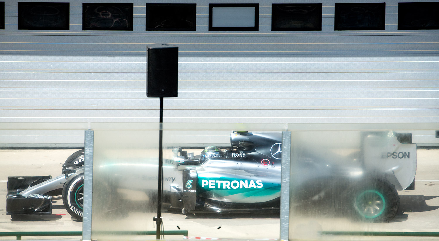 Nico Rosberg with a burst tyre - Mercedes, Hungaroring, Hungary, 2015